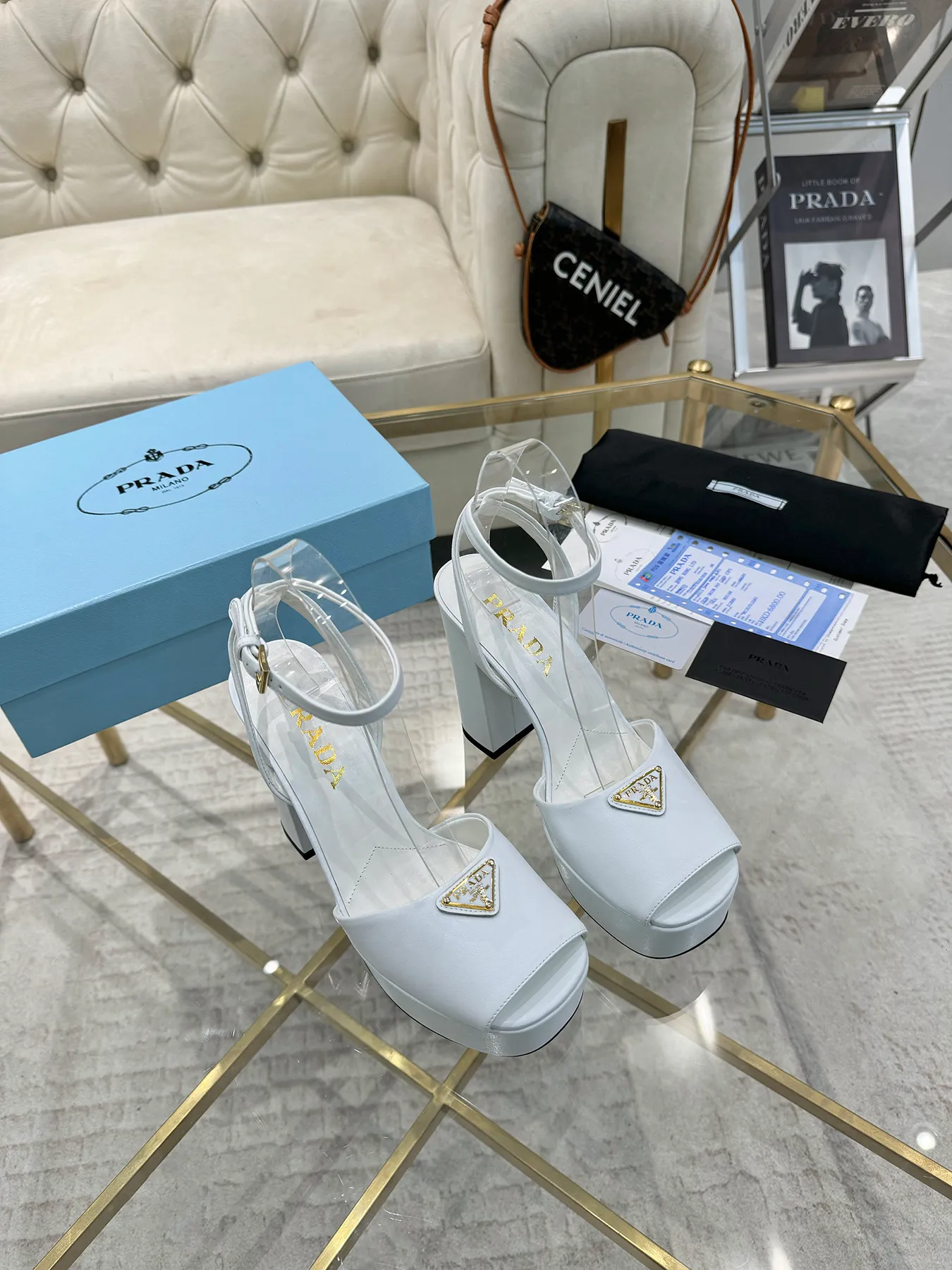 👟👟Ex-factory price 600👟👟 (imitation leather bottom-20) New arrival 👉Ready stock👈Remove the original board and make a 1:1 replica‼ ️The highest version ✅ Prada's early spring catwalk hot style 😘The latest spring style Thick heel square toe water platform series (genuine leather outsole) (simulated leather sole) A must-have for goddesses The upper and the feet are super beautiful 👉The upper is made of imported original calfskin, soft and textured, lining + foot pads, imported sheepskin lining, breathable and comfortable, private model water platform, heel, water platform 4M, heel height 13M Code number 35M-39M (34 40 41 42 customized, non-refundable and non-exchangeable)